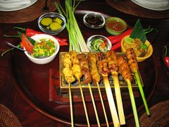 -DiAtas by Art Cafe Bumbu Bali