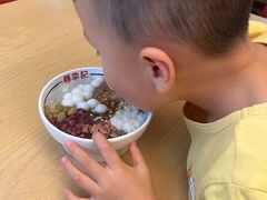 -蓉李记成都名小吃(武汉经开万达店)