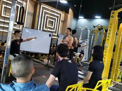 -可逸运动24小时健身