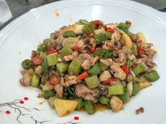 米椒滑兔-雨田饭店(华兴东街店)