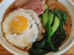 -新澳港式茶餐厅(余姚路店)