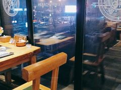 靠窗位-河坝烧烤串城(金达莱店)