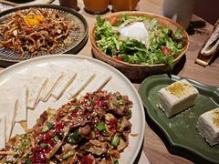 -耶里夏丽·新疆菜·28年喀什老馆(田林东路店)