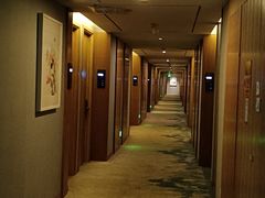 -天际餐厅(广州珠江新城假日酒店)
