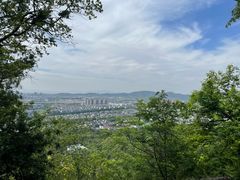 -灵岩山风景区