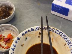 -梅溪·小伙子干挑面(安吉总店)