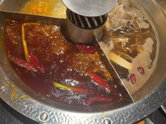 -晓宇重庆火锅(西安荟聚店)