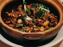 -八府香鸭·啫啫煲(华山路店)