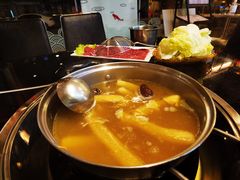 -丫丫汤膳打边炉(宏府408坊店)