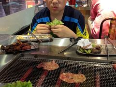 -马路牙子地桌烤肉(工体店)