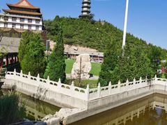 -鸡鸣山旅游风景区