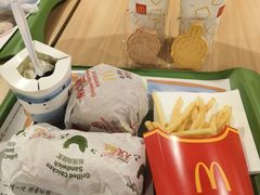 -麦当劳(金州新玛特购物广场店)