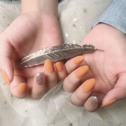-丫丫NAIL日式自助美甲美睫沙龙
