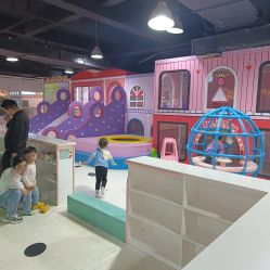 -蹦蹦乐园(南桥百联店)