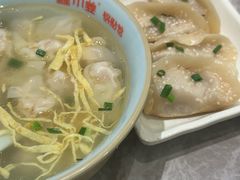 鲜肉锅贴-小姜锅贴(凤凰街店)