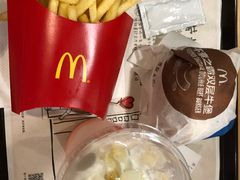 -麦当劳(伟城广场店)
