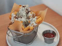 -Mark&Mars Restaurant
