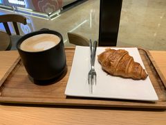 -星巴克臻选(北京银泰店)