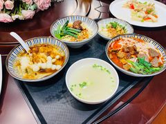 -建新园过桥米线(老街店)
