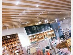 -猫的天空之城概念书店(印象城购物中心店)