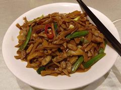 笋干煸肉-锦粤宫·精致粤菜(深圳北站店)