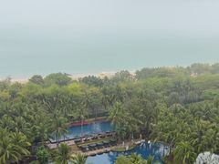 -三亚湾海居铂尔曼度假酒店