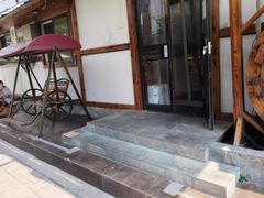 门面-小草屋(阜通东大街店)