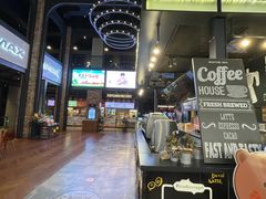 -CGV影城(滨江天街IMAX店)
