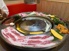 -哈哈碳都·牛肋条无限自助烤肉(台江万达店)