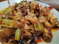 农家凉拌土鸡-茅屋大酒店