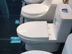 -百安居装修建材卖场(泰然店)
