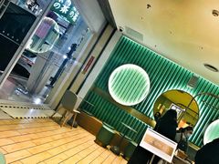 -奈雪的茶(亨特国际广场店)