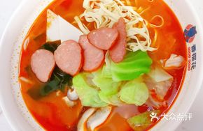 Mixed Mushroom Tomato Rice Noodles