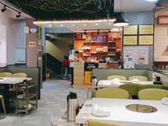大堂-老王全牛宴·鲜牛肉牛杂火锅(总店)