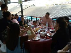 -拉威海鲜市场