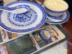 -广信牛奶甜品世家(台东店)