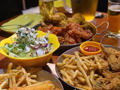 -BHC炸鸡(明洞总店)
