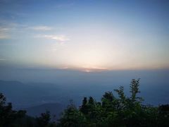 -鬼笑石后山停车场