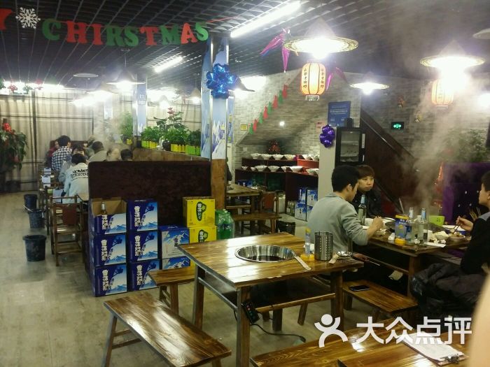 成都老街串串香店内环境图片 - 第7张