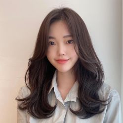 -变画·发型STUDIO