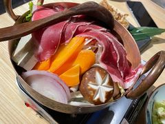 -鲔吞·和牛寿喜烧(闵行区绿瘦酒店)