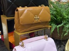 -东荟城名店仓