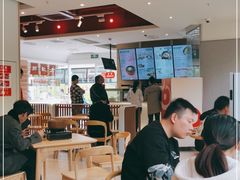 -东方既白(黄兴路大润发店)