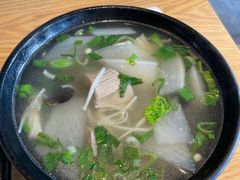 -秦香阁·西北家常菜(徐汇日月光中心店)