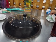 -屯老二农家铁锅炖·行业领军者(梅江店)