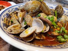 -爆炸头阿姨小四川正宗川味小吃(无任何分店)
