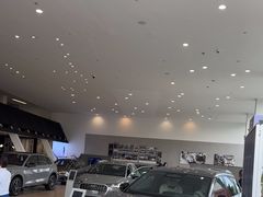 -上海永达奥诚奥迪4S店(申江路店)