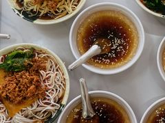 -洪记凉米线(新兴路店)