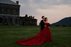 -雪中彩影婚纱摄影·微光艺术中心