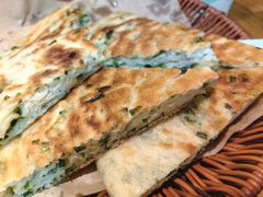 特色葱花饼-都江堰石锅鱼